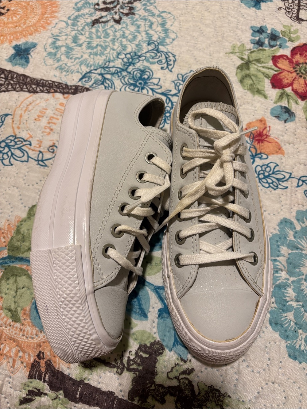 Converse Women’s Low-Top Platform Sneakers — White/Cream